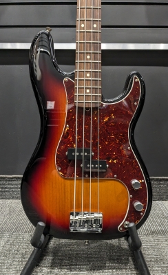 Fender American Pro II P-Bass, Rosewood Fingerboard - 3-Colour Sunburst 2